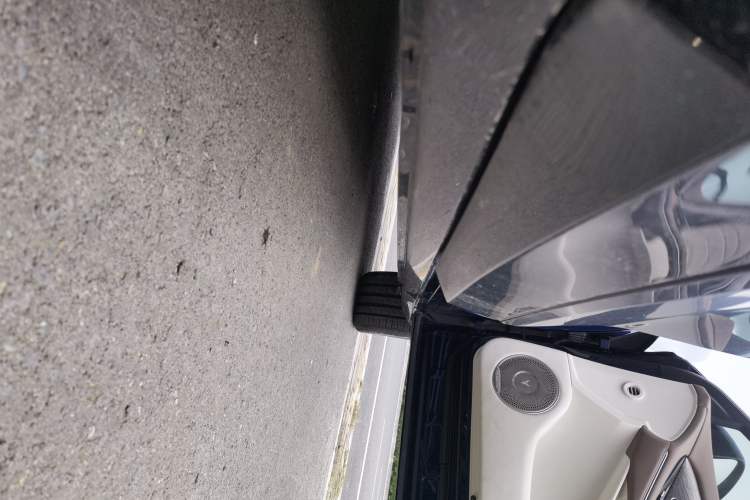 Used VOYAH FREE 2022 DNA Range-Extended Version Right Side Sill