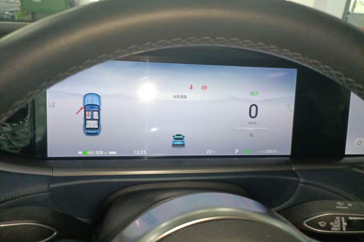 Used VOYAH FREE 2022 Four-Wheel Drive Ultra-Long Range Pure Electric Version Instrument Cluster