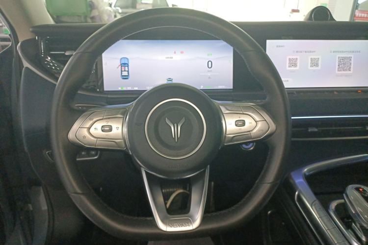 Used VOYAH FREE 2022 Four-Wheel Drive Ultra-Long Range Pure Electric Version Steering Wheel