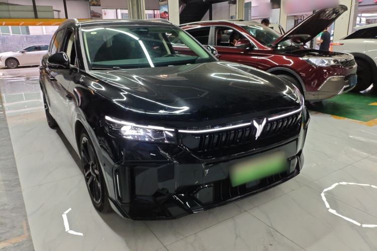 Used VOYAH FREE 2023 Four-Wheel Drive Extended-Range Model with Ultra-Long Range Front Right 45 Deg