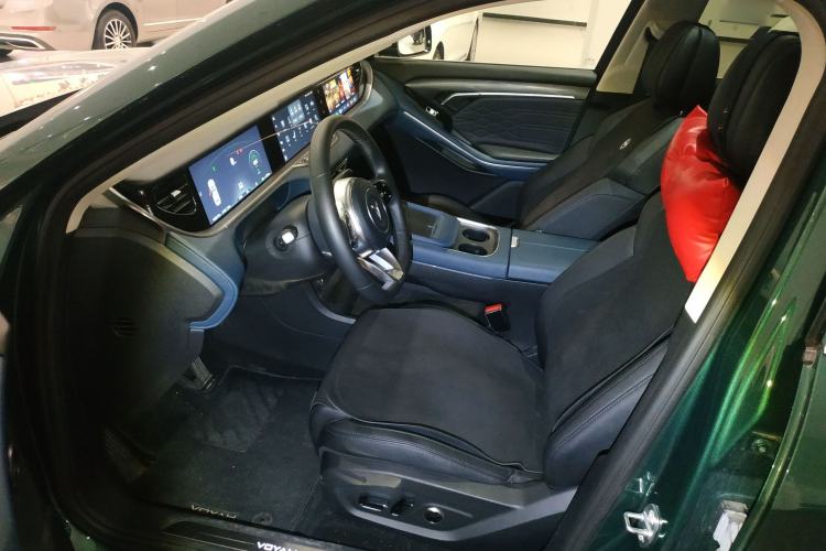 Used VOYAH FREE 2023 Four-Wheel Drive Extended-Range Model with Ultra-Long Range Left Front Seat