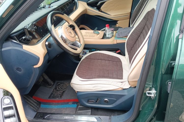 Used VOYAH FREE 2023 Four-Wheel Drive Extended-Range Model with Ultra-Long Range Left Front Seat