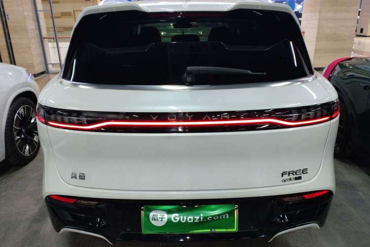 Used VOYAH FREE 2023 Four-Wheel Drive Extended-Range Model with Ultra-Long Range Exterior 4