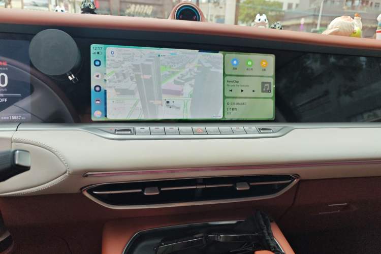 Used VOYAH FREE 2024 Ultra-Long Range Intelligent Driving Version Audio And AC Panel