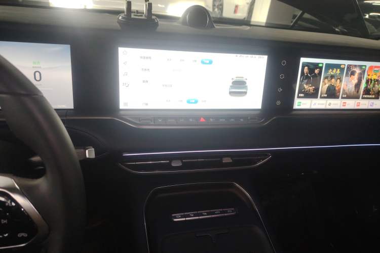 Used VOYAH FREE 2024 Ultra-Long Range Intelligent Driving Version Audio And AC Panel