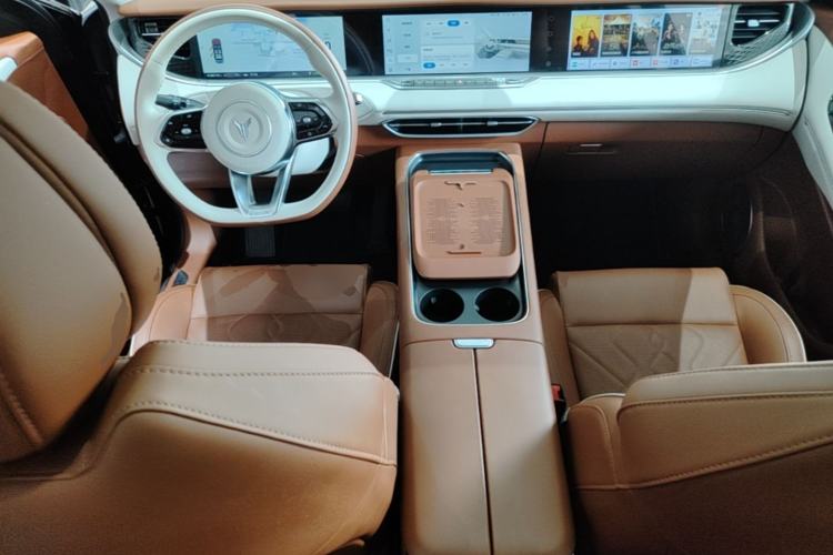 Used VOYAH FREE 2024 Ultra-Long Range Intelligent Driving Version Center Console