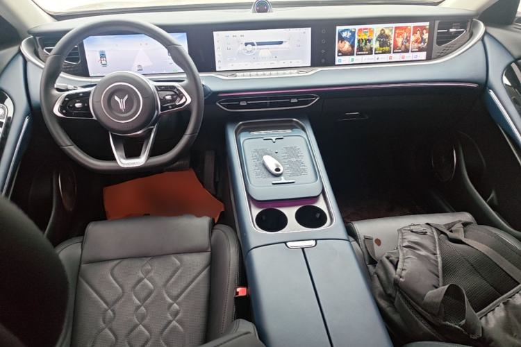Used VOYAH FREE 2024 Ultra-Long Range Intelligent Driving Version Center Console