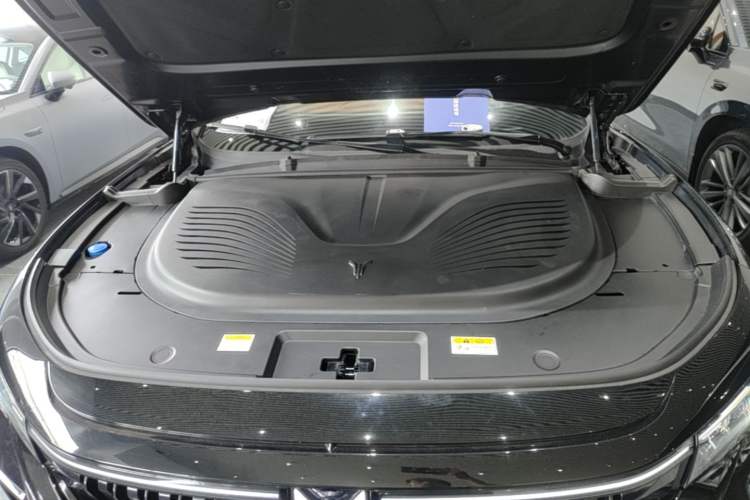 Used VOYAH FREE 2024 Ultra-Long Range Intelligent Driving Version Engine Bay