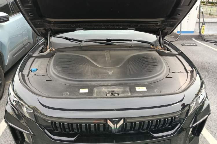 Used VOYAH FREE 2024 Ultra-Long Range Intelligent Driving Version Engine Bay