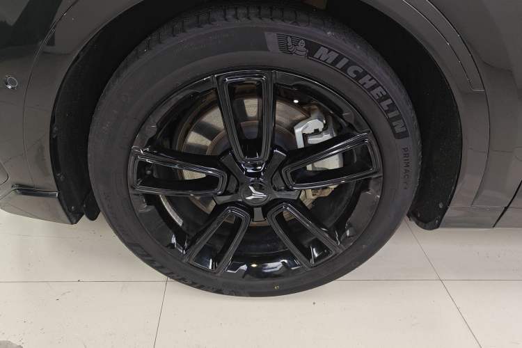 Used VOYAH FREE 2024 Ultra-Long Range Intelligent Driving Version Exterior 4