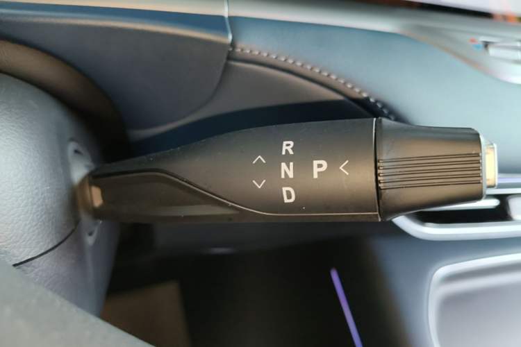 Used VOYAH FREE 2024 Ultra-Long Range Intelligent Driving Version Gear Lever