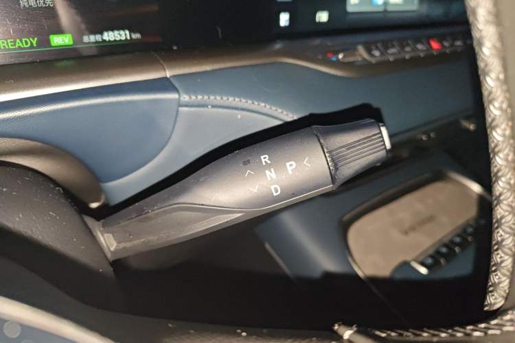 Used VOYAH FREE 2024 Ultra-Long Range Intelligent Driving Version Gear Lever