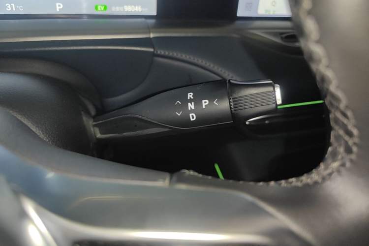 Used VOYAH FREE 2024 Ultra-Long Range Intelligent Driving Version Gear Lever