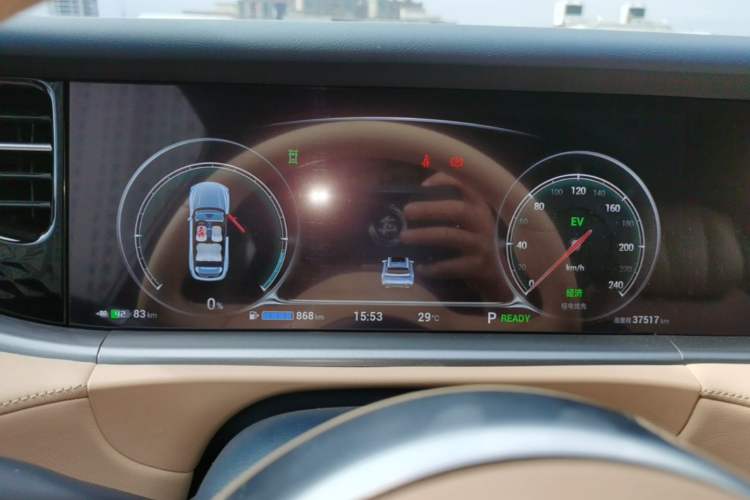 Used VOYAH FREE 2024 Ultra-Long Range Intelligent Driving Version Instrument Cluster