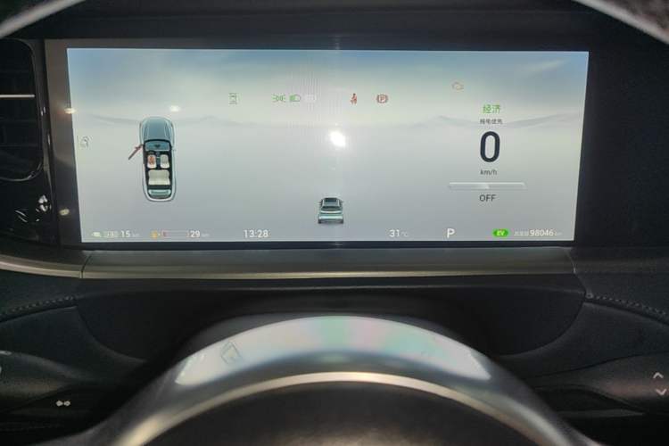 Used VOYAH FREE 2024 Ultra-Long Range Intelligent Driving Version Instrument Cluster