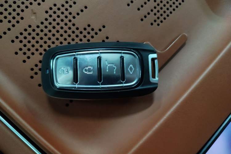 Used VOYAH FREE 2024 Ultra-Long Range Intelligent Driving Version Interior 1
