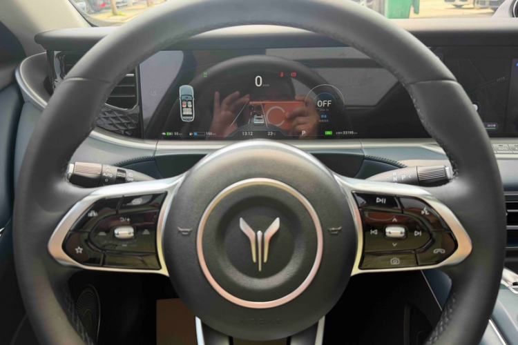 Used VOYAH FREE 2024 Ultra-Long Range Intelligent Driving Version Interior 2