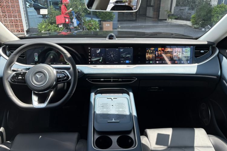 Used VOYAH FREE 2024 Ultra-Long Range Intelligent Driving Version Interior 2