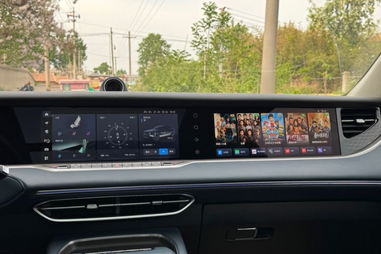 Used VOYAH FREE 2024 Ultra-Long Range Intelligent Driving Version Interior 4