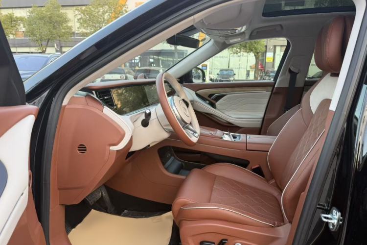 Used VOYAH FREE 2024 Ultra-Long Range Intelligent Driving Version Interior 4