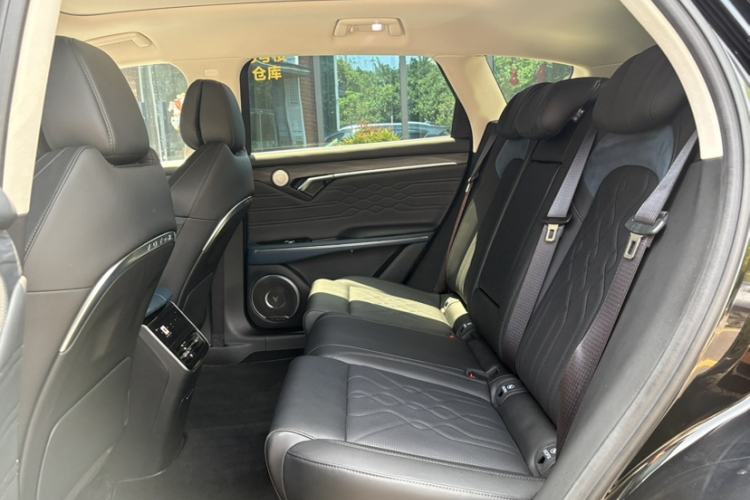 Used VOYAH FREE 2024 Ultra-Long Range Intelligent Driving Version Interior 4