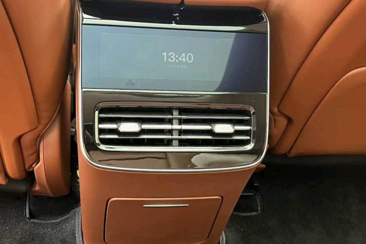 Used VOYAH FREE 2024 Ultra-Long Range Intelligent Driving Version Interior 5
