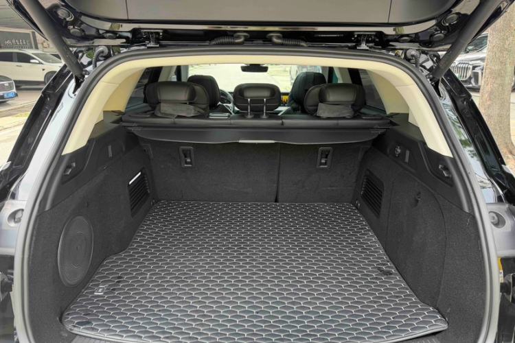 Used VOYAH FREE 2024 Ultra-Long Range Intelligent Driving Version Interior 5