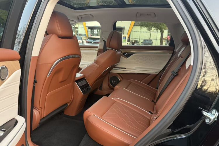 Used VOYAH FREE 2024 Ultra-Long Range Intelligent Driving Version Interior 6