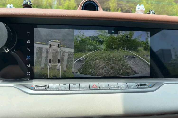 Used VOYAH FREE 2024 Ultra-Long Range Intelligent Driving Version Interior 7