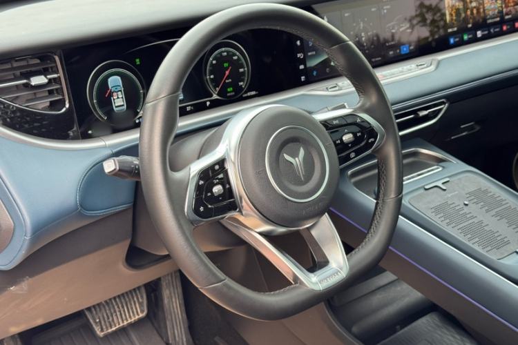 Used VOYAH FREE 2024 Ultra-Long Range Intelligent Driving Version Interior 8