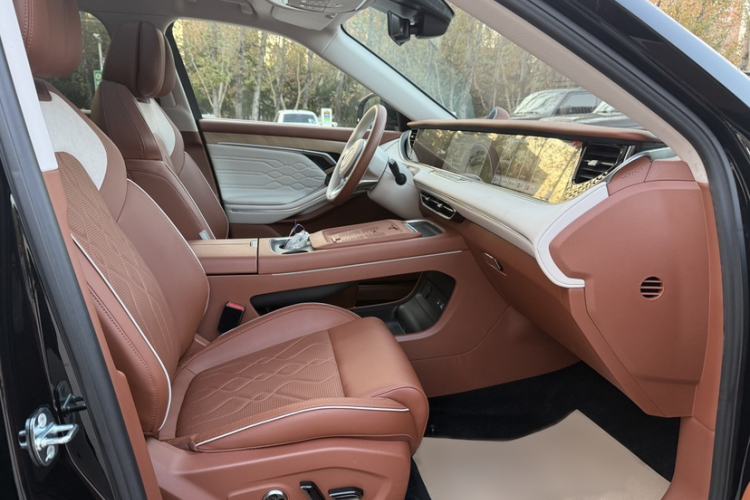 Used VOYAH FREE 2024 Ultra-Long Range Intelligent Driving Version Interior 9