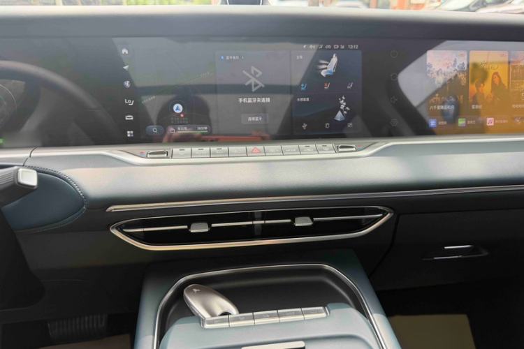 Used VOYAH FREE 2024 Ultra-Long Range Intelligent Driving Version Interior 9