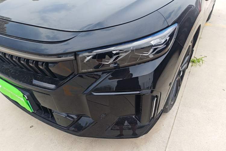 Used VOYAH FREE 2024 Ultra-Long Range Intelligent Driving Version Left Front Headlight