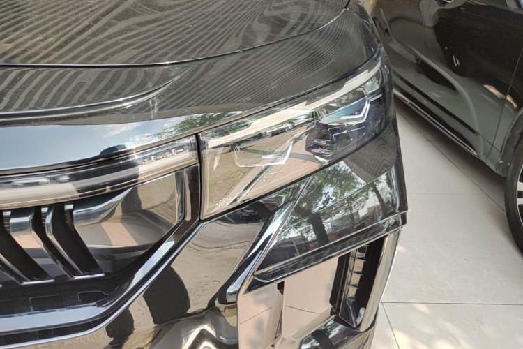 Used VOYAH FREE 2024 Ultra-Long Range Intelligent Driving Version Left Front Headlight