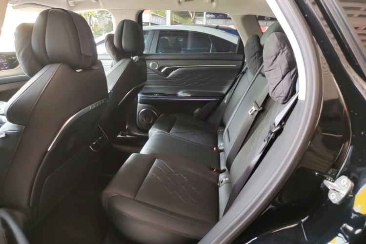 Used VOYAH FREE 2024 Ultra-Long Range Intelligent Driving Version Left Rear Seat