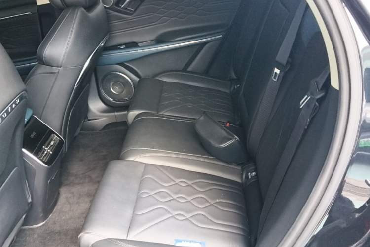 Used VOYAH FREE 2024 Ultra-Long Range Intelligent Driving Version Left Rear Seat