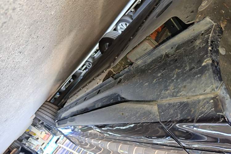 Used VOYAH FREE 2024 Ultra-Long Range Intelligent Driving Version Left Side Sill