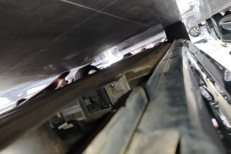 Used VOYAH FREE 2024 Ultra-Long Range Intelligent Driving Version Left Side Sill