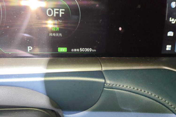 Used VOYAH FREE 2024 Ultra-Long Range Intelligent Driving Version Odometer Close Up