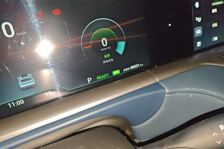 Used VOYAH FREE 2024 Ultra-Long Range Intelligent Driving Version Odometer Close Up