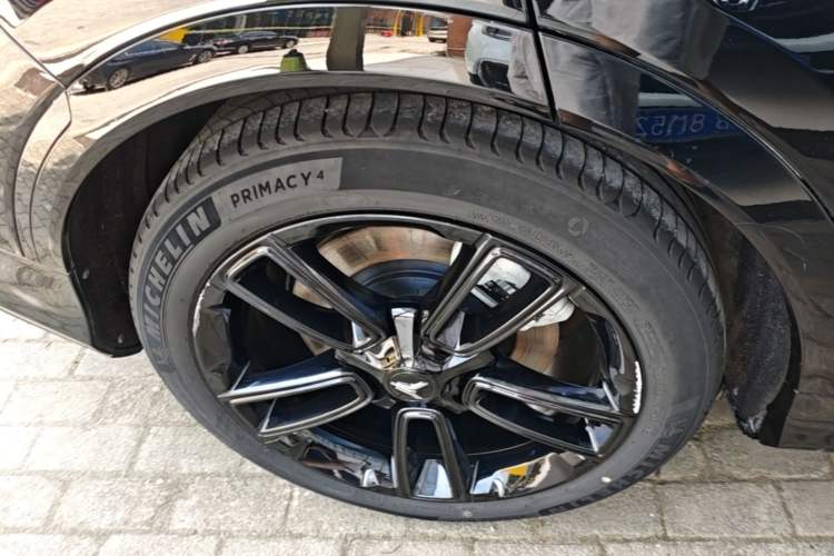 Used VOYAH FREE 2024 Ultra-Long Range Intelligent Driving Version Right Rear Wheel Hub