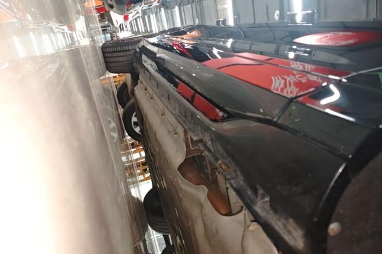 Used VOYAH FREE 2024 Ultra-Long Range Intelligent Driving Version Right Side Sill