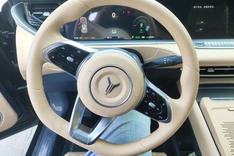 Used VOYAH FREE 2024 Ultra-Long Range Intelligent Driving Version Steering Wheel