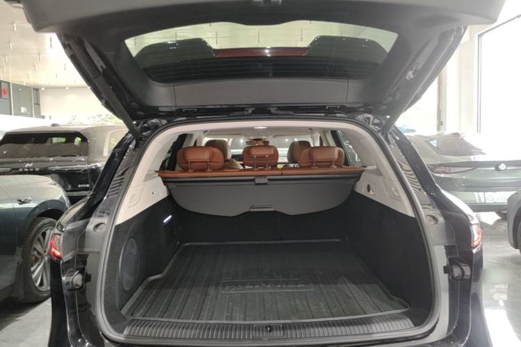 Used VOYAH FREE 2024 Ultra-Long Range Intelligent Driving Version Trunk
