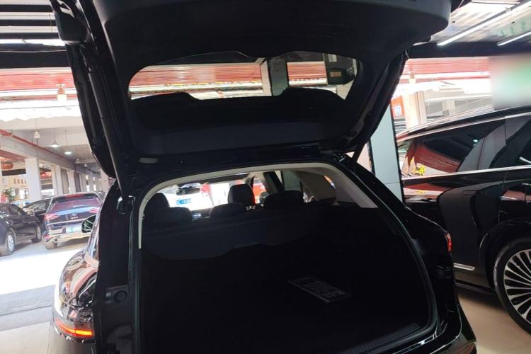 Used VOYAH FREE 2024 Ultra-Long Range Intelligent Driving Version Trunk