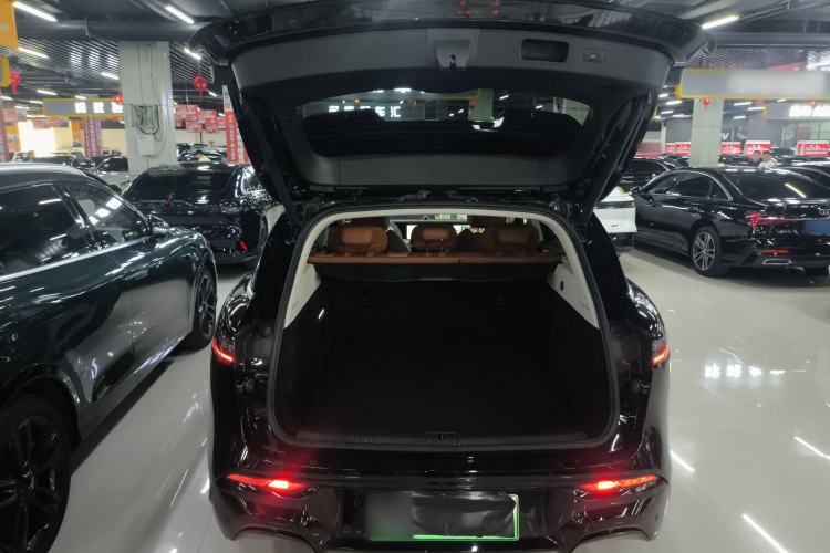 Used VOYAH FREE 2024 Ultra-Long Range Intelligent Driving Version Trunk