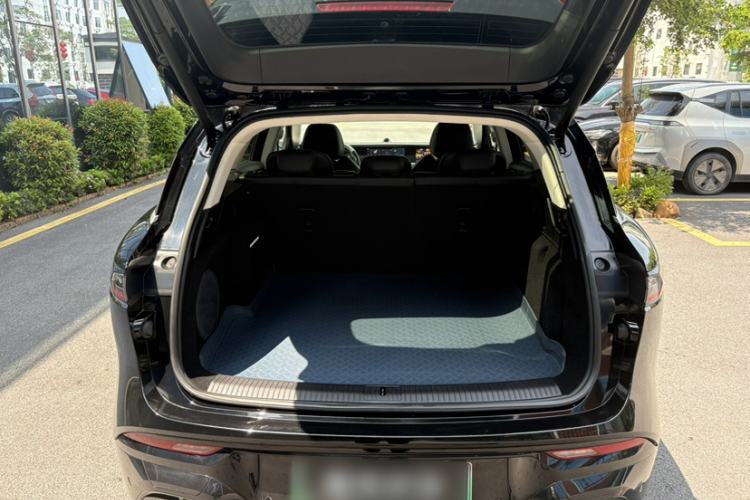 Used VOYAH FREE 2024 Ultra-Long Range Intelligent Driving Version Trunk