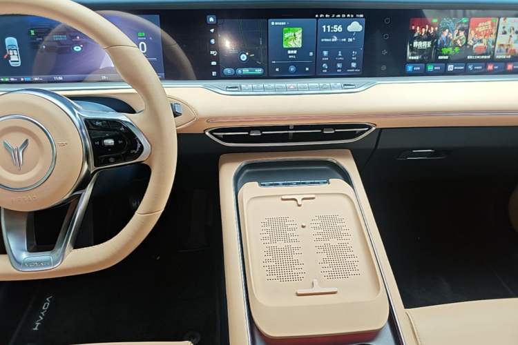 Used VOYAH FREE 2024 Ultra-Long Range Intelligent Driving Version Audio And AC Panel