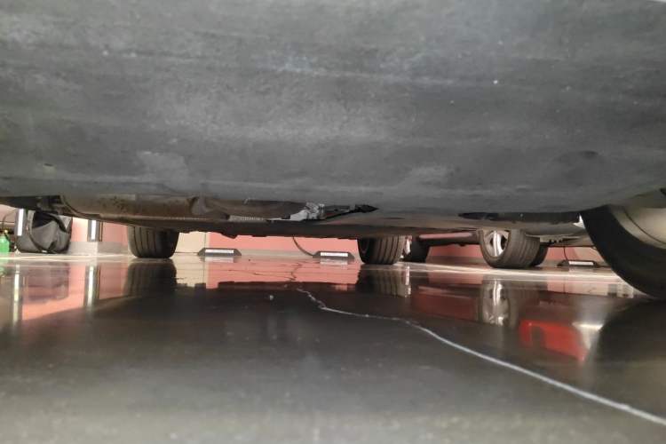 Used VOYAH FREE 2024 Ultra-Long Range Intelligent Driving Version Chassis Front