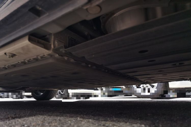 Used VOYAH FREE 2024 Ultra-Long Range Intelligent Driving Version Chassis Rear Left